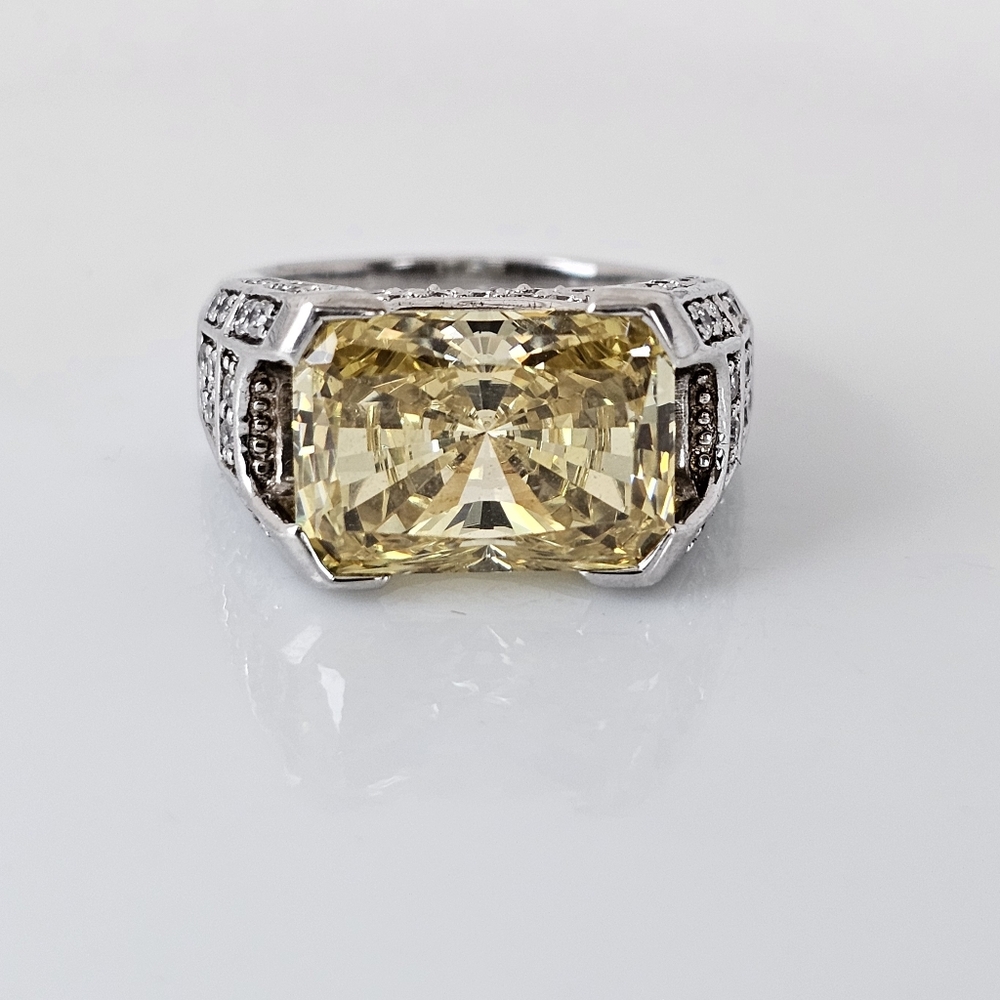 Rare Victoria Wieck Yellow Sapphire & Diamond Simulant Sterling Silver Sz 7!